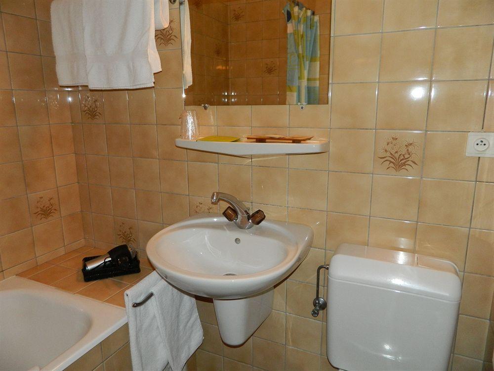 Logis Hotel Les Sapins Montriond Luaran gambar