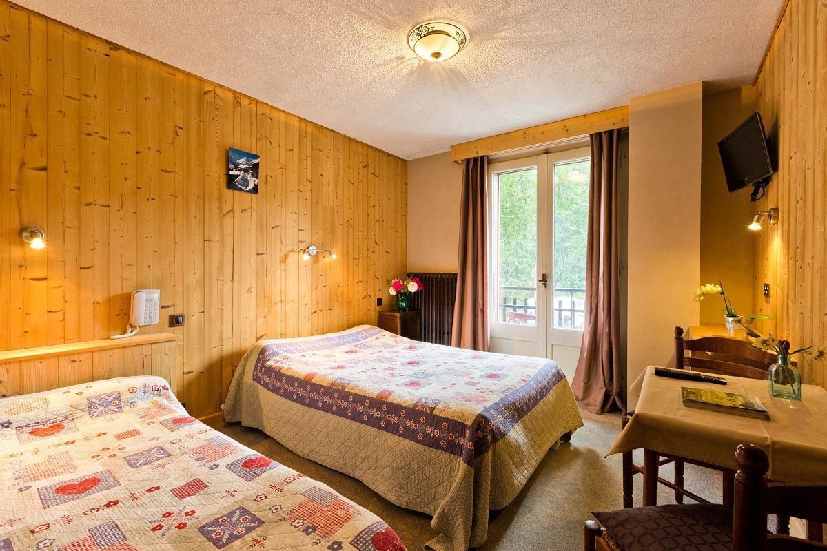 Logis Hotel Les Sapins Montriond Luaran gambar