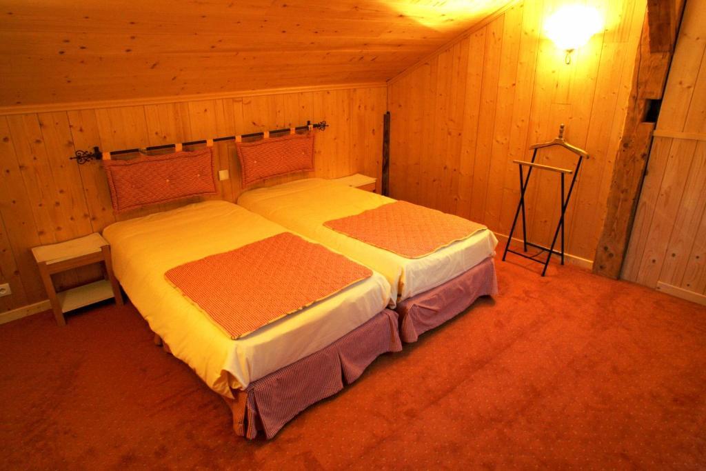 Logis Hotel Les Sapins Montriond Bilik gambar